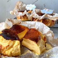 バスクチーズケーキ 
　✖︎ アイシングクッキー
